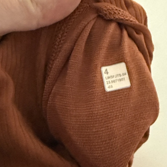 Lululemon Ribbed Align 25” Leggings - Picture 5 of 5